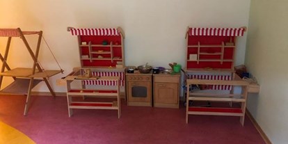 Familienhotel - Einzelzimmer mit Kinderbett - Region Usedom - TUI SUNEO Kinderresort Usedom