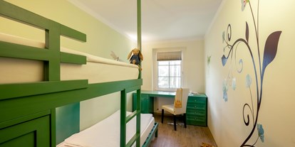 Familienhotel - Einzelzimmer mit Kinderbett - PLZ 17429 (Deutschland) - Wohnbeispiel - TUI SUNEO Kinderresort Usedom