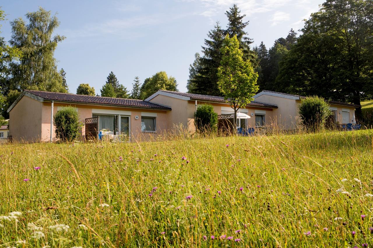 Familienhotel: Bungalows im Ferienclub Maierhöfen - Ferienclub Maierhöfen