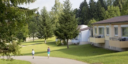 Familienhotel - Spielplatz - Allgäu - Bungalows im Grünen - Ferienclub Maierhöfen