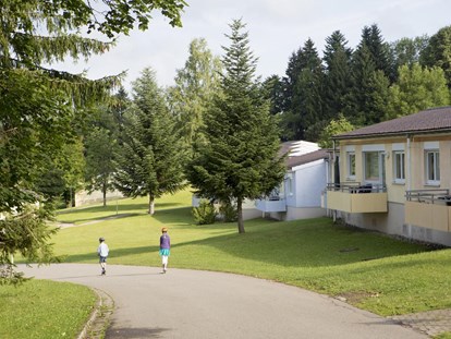 Familienhotel - Maierhöfen (Landkreis Lindau) - Bungalows im Grünen - Ferienclub Maierhöfen