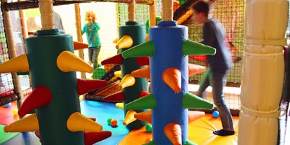 Familienhotel - Oberstaufen - Indoor Kinderspielwelt - Ferienclub Maierhöfen