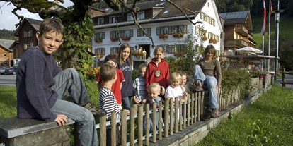 Familienhotel - Kinderbetreuung - PLZ 6763 (Österreich) - Hotel Sonne mit Kindern - Sonne Bezau Familotel Bregenzerwald
