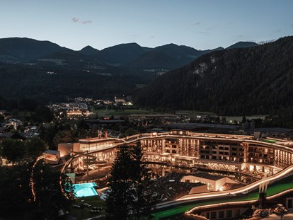 Familienhotel - Pools: Außenpool beheizt - Trentino-Südtirol - Falkensteiner Family Resort Lido