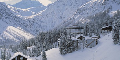 Familienhotel - Kinderbetreuung in Altersgruppen - PLZ 7078 (Schweiz) - Aussenansicht - Sunstar Familienhotel Arosa - Sunstar Hotel Arosa