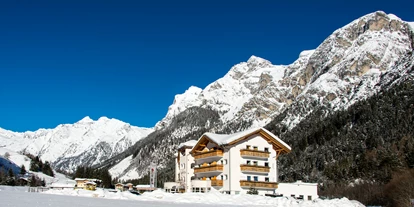 Familienhotel - Sauna - Medraz - DAS HOTEL IM WINTER - Hotel Alpin***s