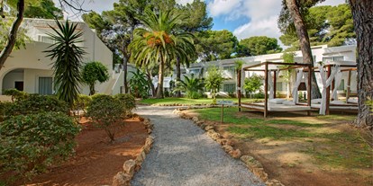 Familienhotel - Umgebungsschwerpunkt: Meer - Ibiza - Außenanlage - TUI MAGIC LIFE Cala Pada