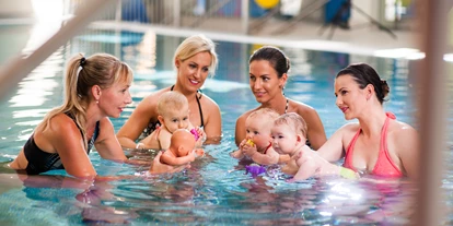 Familienhotel - ausschließlich Familien im Hotel - Kogl im Burgenland - Babyschwimmen - Hotel Sonnenpark**** Superior