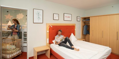 Familienhotel - Kinderbetreuung in Altersgruppen - Oberschützen - Zimmerbeispiel - Hotel Sonnenpark**** Superior