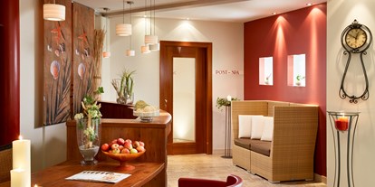 Familienhotel - Pools: Innenpool - Feld am See - Wellnessrezeption - Massage, Kosmetik und Gesundheitstreatments - Hotel DIE POST
