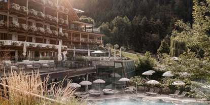 Familienhotel - Schwimmkurse im Hotel - Oberbozen - Ritten - Familien und Babyhotel Sonnwies Südtirol - Kinderhotel Sonnwies