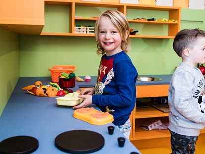 Familienhotel - Kinderbetreuung in Altersgruppen - St.Ulrich in Gröden - Family Hotel Posta