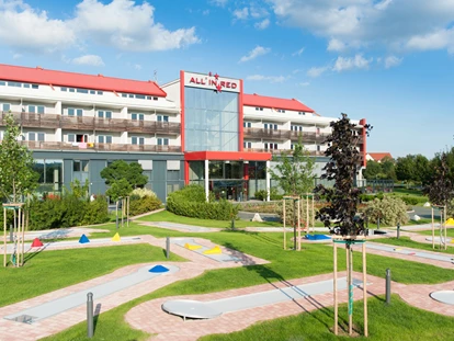 Familienhotel - Pools: Innenpool - Österreich - Hotel ALL IN RED