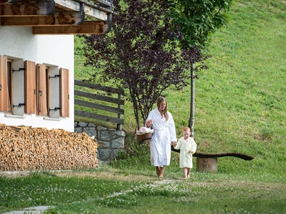 Familienhotel - Sauna - Oberbozen - Ritten - Rund um den Gasthof - Taser Alm