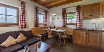 Familienhotel - Sauna - Meran und Umgebung - Wohnzimmer Almchalet Zielspitze - Taser Alm