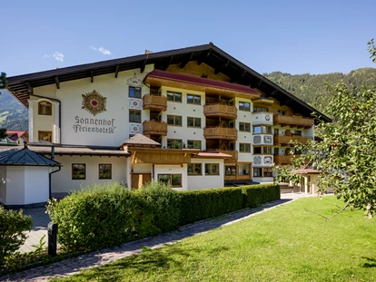 Familienhotel - Pools: Innenpool - Österreich - Ferienhotel Sonnenhof