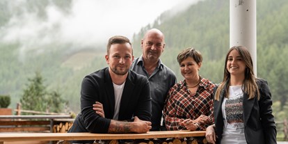 Familienhotel - Kletterwand - PLZ 6543 (Österreich) - Familie Gamper | Ihre Gastgeber - Aktiv & Familienhotel Adlernest