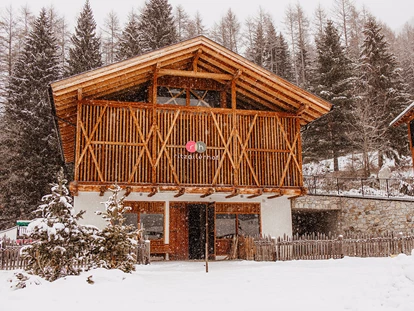 Familienhotel - Pools: Innenpool - Trentino-Südtirol - Skischule Jochtal - Familienhotel Huber