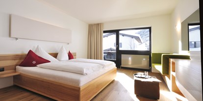 Familienhotel - Kinderbetreuung - PLZ 6763 (Österreich) - Familienfreundliche Zimmer mit höchstem Schlafkomfort.  - Familienhotel Mateera im Montafon