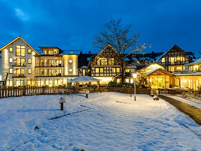 Familienhotel - Suiten mit extra Kinderzimmer - Schmallenberg - Ski- & Winterurlaub im Familienhotel Ebbinghof - Familienhotel Ebbinghof