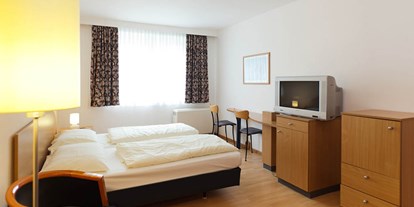 Familienhotel - barrierefrei - Deutschland - Familien-Suite - Elternschlafzimmer - Werrapark Resort Hotel Heubacher Höhe