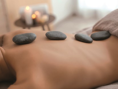 Familienhotel - Sauna - Wellness-Massagen in der BeautyWelt - Hotel Sonnenhügel Familotel Rhön