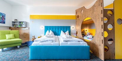 Familienhotel - Einzelzimmer mit Kinderbett - Obertrubach - Kategorie Königsheide - Mein Krug