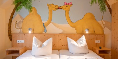 Familienhotel - Einzelzimmer mit Kinderbett - Bayern - Kategorie Ochsenkopf - Mein Krug