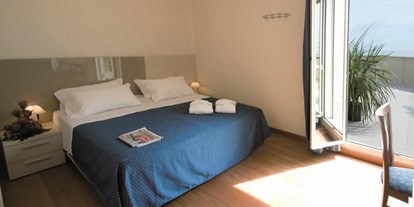 Familienhotel - Suiten mit extra Kinderzimmer - Misano Adriatico - Zimmer mit Balkon - Metropolitan Family Chic Milano Marittima