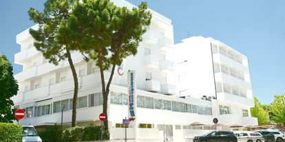 Familienhotel - Umgebungsschwerpunkt: Meer - Riccione - Color Metropolitan Family Hotel