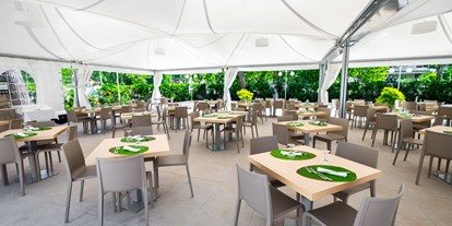 Familienhotel - Umgebungsschwerpunkt: Meer - Riccione - Terrasse - Green Village Cesenatico