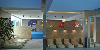 Familienhotel - Bodenmais - Schwimmbad - Kinderhotel Simmerl