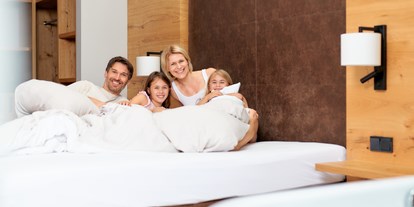 Familienhotel - Kinderwagenverleih - Kuschelzeit in den komfortablen Family Suiten - Familotel Schreinerhof