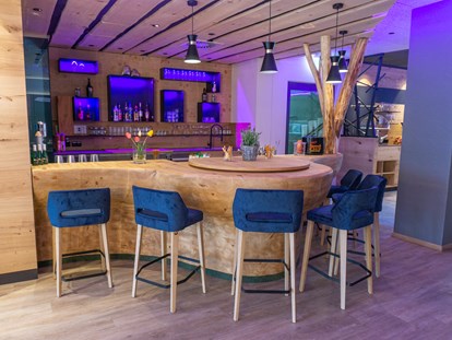 Familienhotel - Umgebungsschwerpunkt: Berg - Die StammBar - Zeit für coole Drinks - Familotel Landhaus zur Ohe