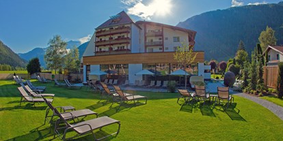 Familienhotel - Umgebungsschwerpunkt: Berg - Serfaus - Garten - Hotel Truyenhof