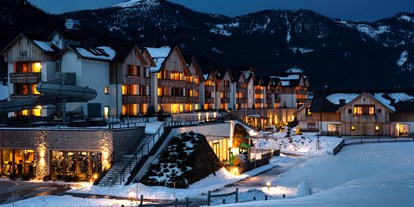 Familienhotel - Skikurs direkt beim Hotel - Dachsteinkönig - Familux Resort 