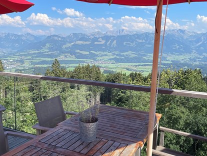 Familienhotel - Verpflegung: alkoholfreie Getränke ganztags inklusive - Oberstaufen - Familotel Allgäuer Berghof