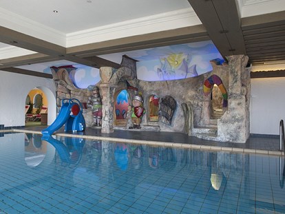 Familienhotel - Skikurs direkt beim Hotel - Ehrwald - Schwimmbad - Familotel Bavaria Pfronten
