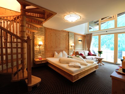 Familienhotel - Suiten mit extra Kinderzimmer - PLZ 6458 (Österreich) - Familienappartement - Alpenhotel Kindl