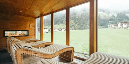 Familienhotel - Kinderbecken - Dorf Tirol - Panoramasauna - Alpenhotel Kindl