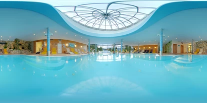 Familienhotel - Pools: Innenpool - Assach - Hotel-Restaurant Grimmingblick