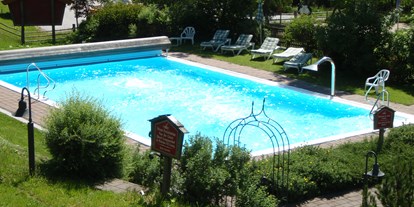 Familienhotel - Kinderbecken - Beheizter Pool mit Kinderbecken - Lengauer Hof