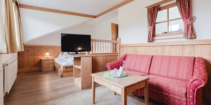 Familienhotel - Klassifizierung: 4 Sterne S - PLZ 8960 (Österreich) - Suite im Juchee 50m² - Dilly - Das Nationalpark Resort