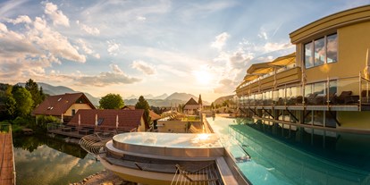 Familienhotel - Fuchsberg (Irdning-Donnersbachtal) - Pool - Dilly - Das Nationalpark Resort
