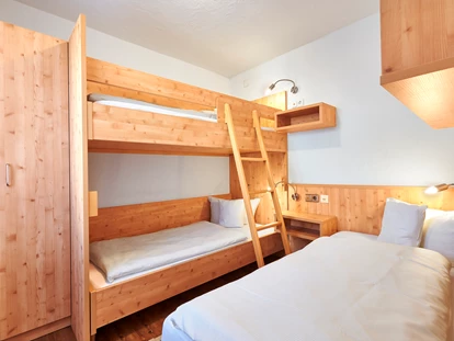 Familienhotel - Suiten mit extra Kinderzimmer - Freiburg im Breisgau - Appartement Linde - Familotel Engel