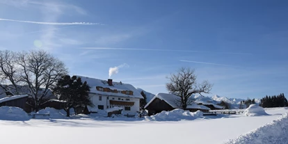 Familienhotel - Spielplatz - Pürcherhof im Winter - Hotel Pension Pürcherhof