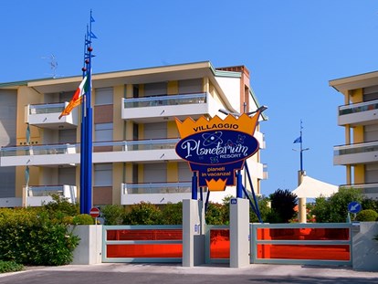 Familienhotel - Verpflegung: Frühstück - Lignano Sabbiadoro - Aparthotel & Villaggio Planetarium Resort 