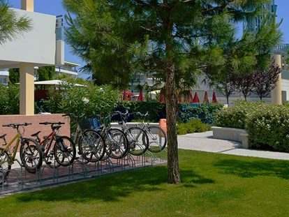 Familienhotel - Umgebungsschwerpunkt: Strand - Venetien - Aparthotel & Villaggio Planetarium Resort 
