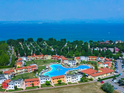 Familienhotel - Pools: Außenpool nicht beheizt - Peschiera del Garda - Gasparina Village