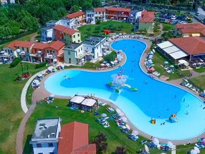 Familienhotel - Pools: Außenpool nicht beheizt - Peschiera del Garda - Gasparina Village